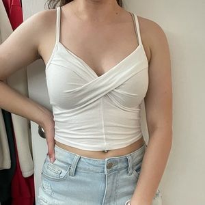 Fashion Nova V-neck Crop Top